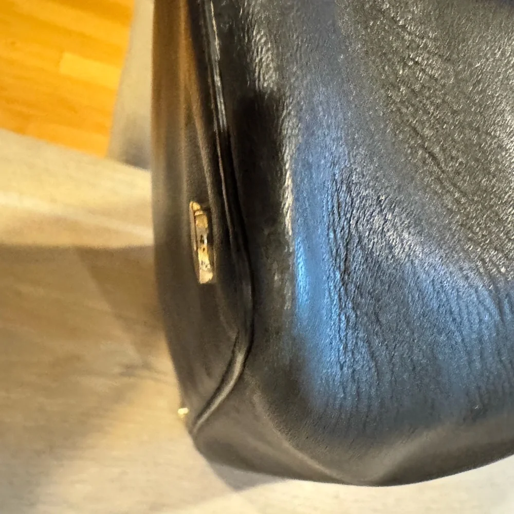 DIANE VON FURSTENBERG Leather Tote – Black with Red interior/gold tone hardware - Picture 10 of 15